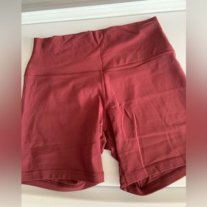 🆕 LULULEMON ALIGN 6" shorts